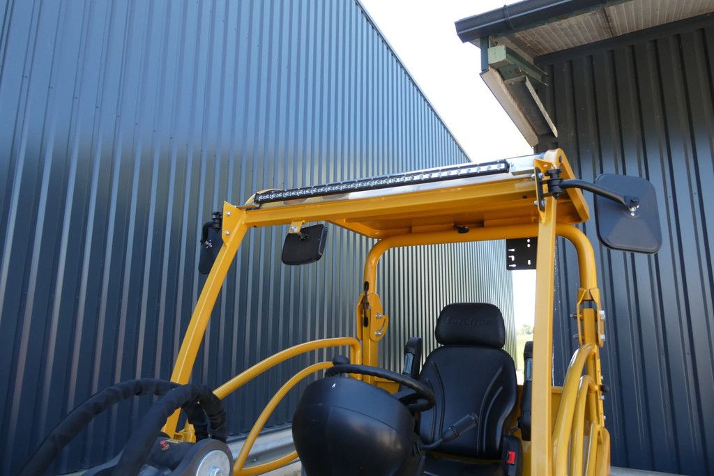Eurotrac W12F