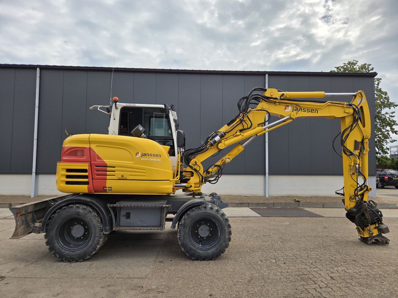 Takeuchi TB295W
