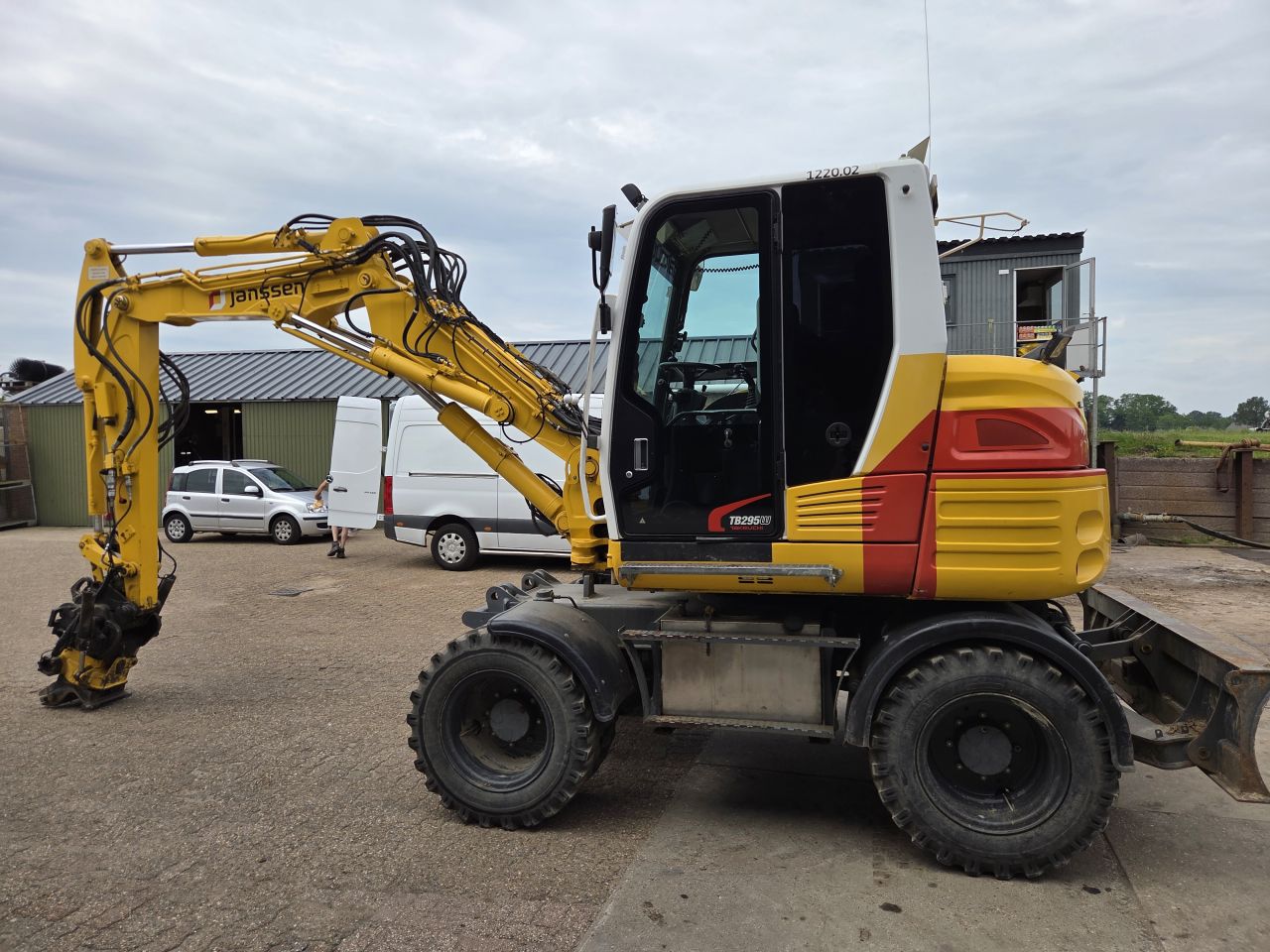 Takeuchi TB295W