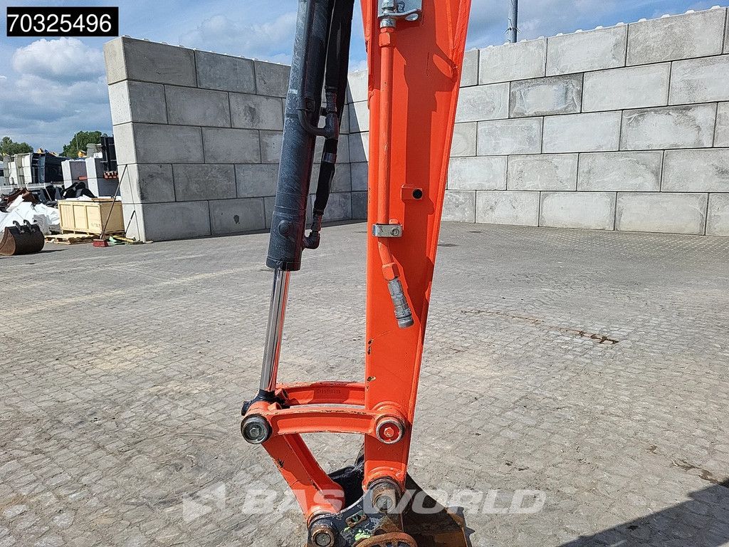 Kubota U36-4 3 Buckets - New Tracks
