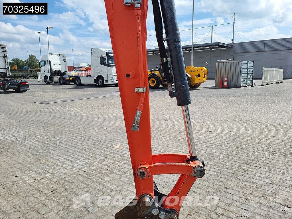 Kubota U36-4 3 Buckets - New Tracks