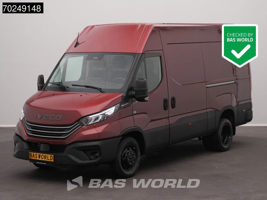 Iveco Daily 35C21 BPM VRIJ! 3.0L Automaat 2x Schuifdeur 210PK L2H2 Dubbellucht 2025-Model 3,5t Trekhaak ACC LED Navi Camera Parkeersensoren Euro6 L2 12m3 Klima AHK