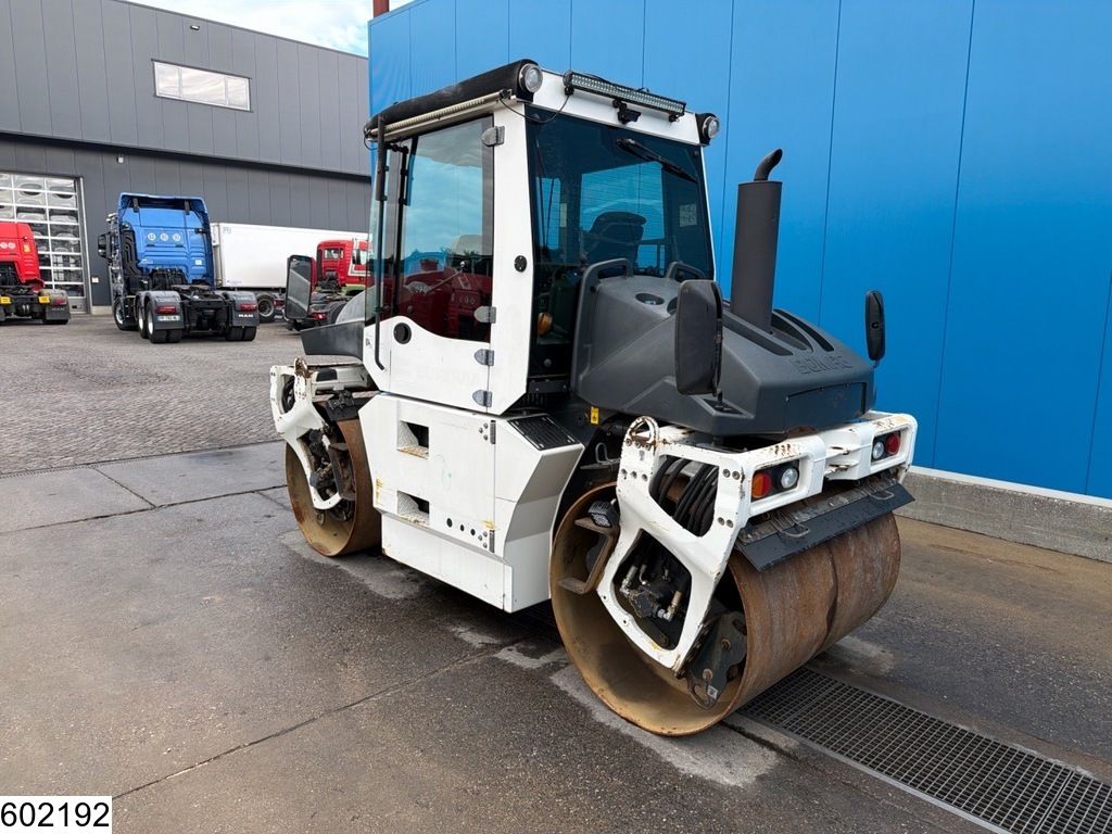 Bomag BW154 55,4 KW, 7330 hr