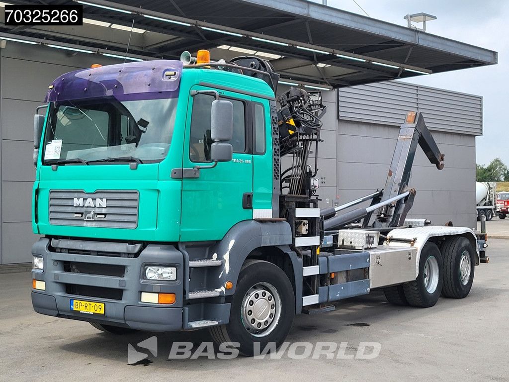 MAN TGA TGA 26.360 6X2 HIAB 166B-2 CL Crane + 20t Hook Steering Axle Euro 3