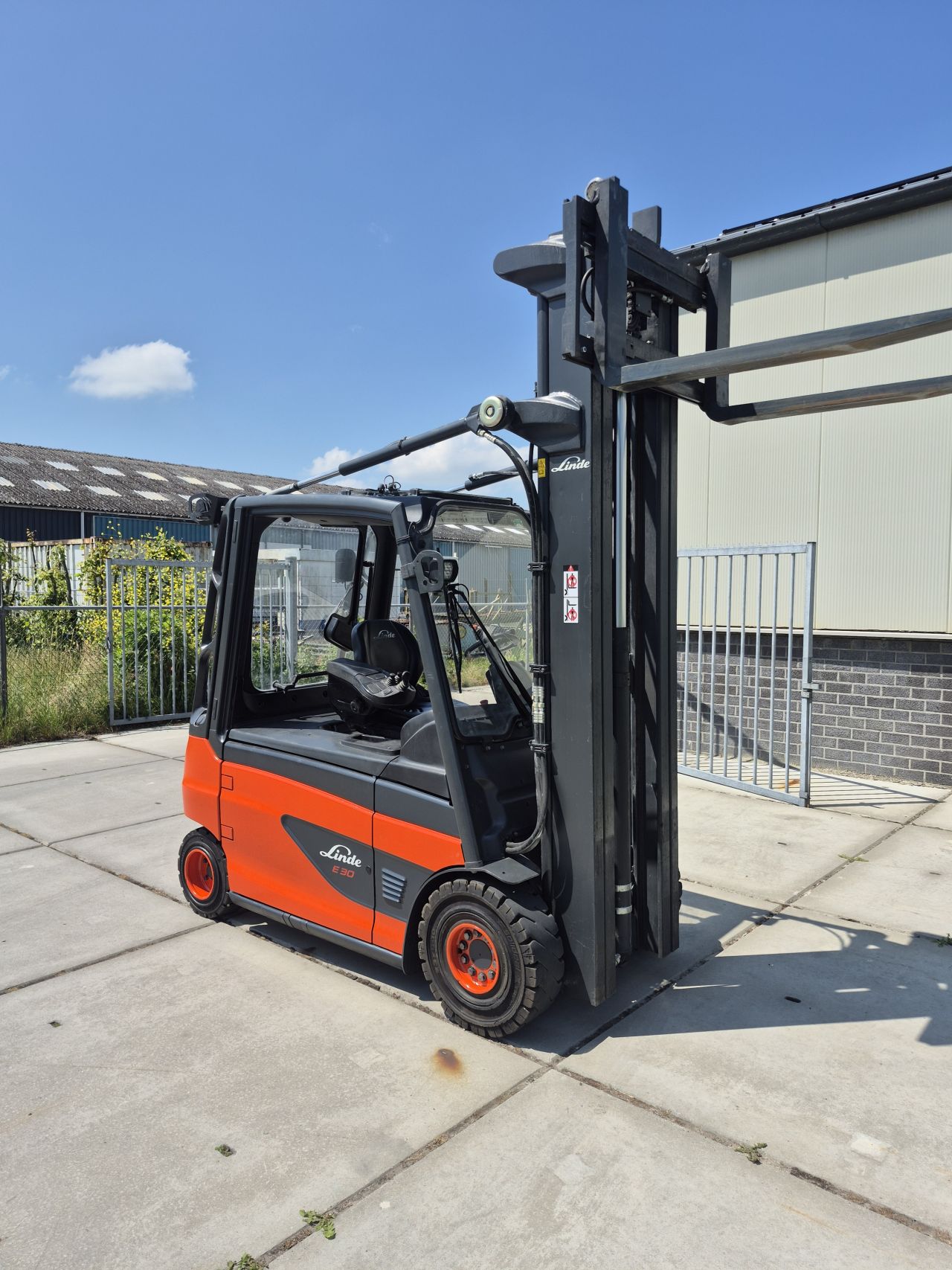 Linde E30L-01 bj 2019 3488 uur triplex sideshift 6.580 mm