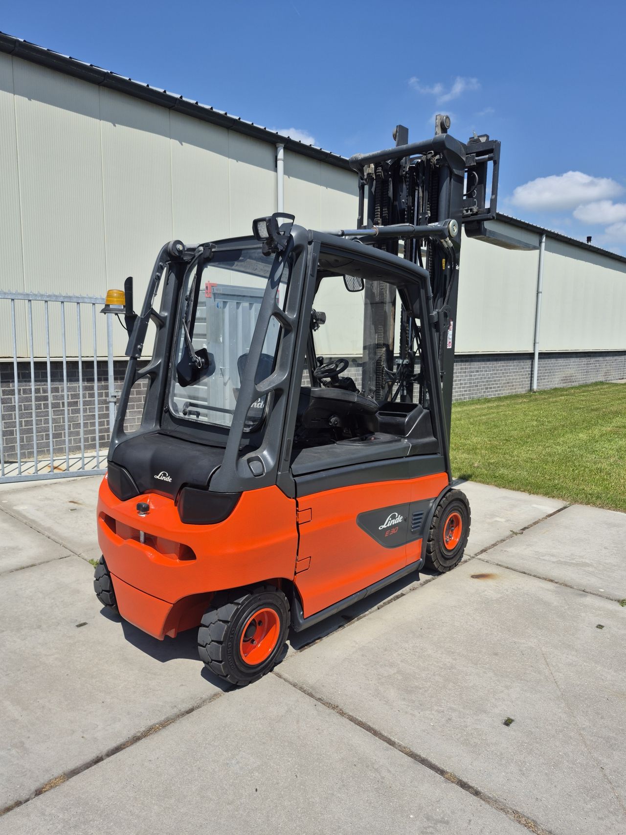Linde E30L-01 bj 2019 3488 uur triplex sideshift 6.580 mm