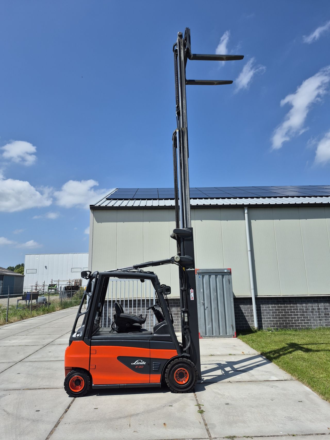 Linde E30L-01 bj 2019 3488 uur triplex sideshift 6.580 mm