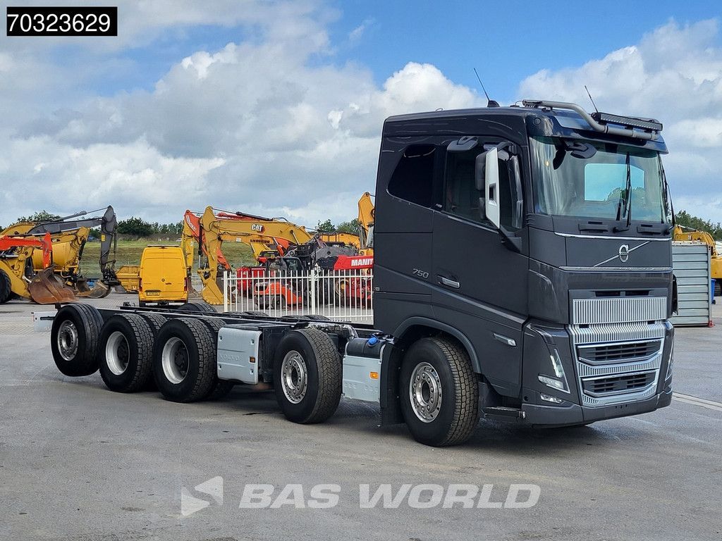 Volvo FH16 750 10X4 Full Air suspension 10x4 chassis Lift+steering Axle VEB+ Euro 6