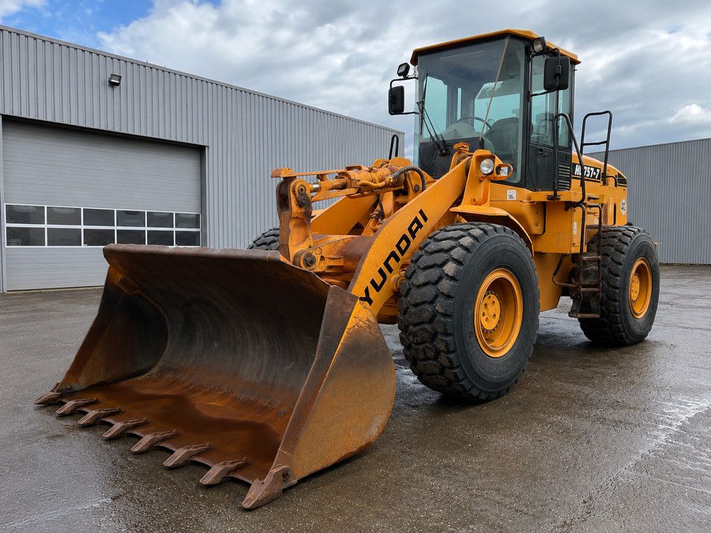 Hyundai HL757-7