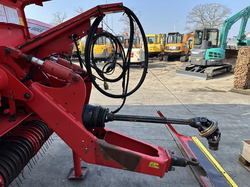2007 Pottinger Torro 5100L Opraap-silagewagen
