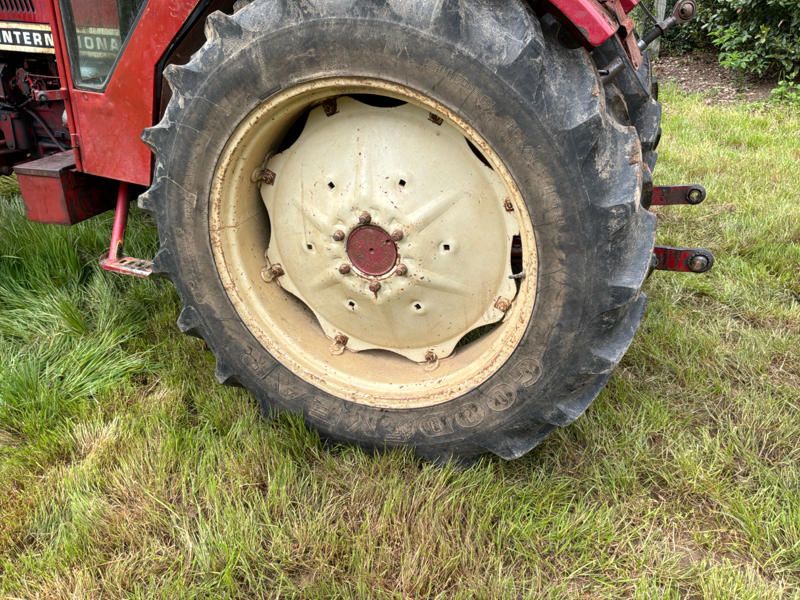 1982 international 733 F Oldtimer Traktor