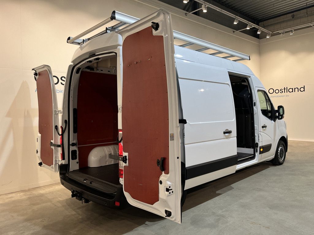 Renault Master 2.3 dCi 150 PK L3H3 Automaat / Euro 6 / Airco / Cruise Control / CarPlay / Camera / Trekhaak / Navigatie / 3-Zits