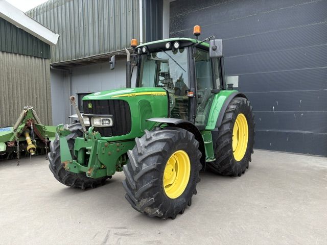 John deere 6420