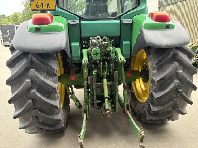 John deere 6420