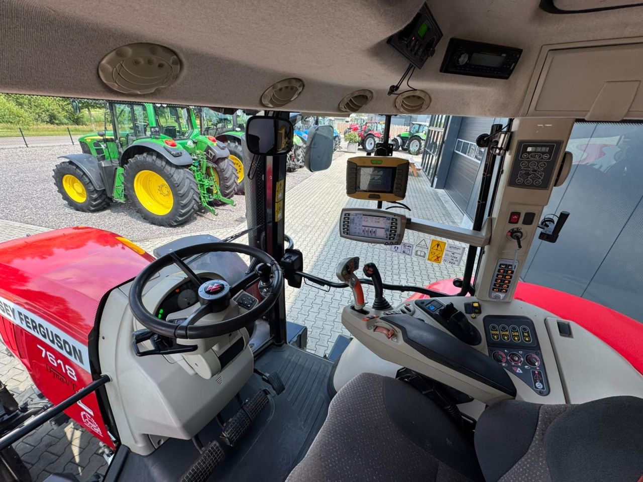 Massey Ferguson 7618 Dyna VT