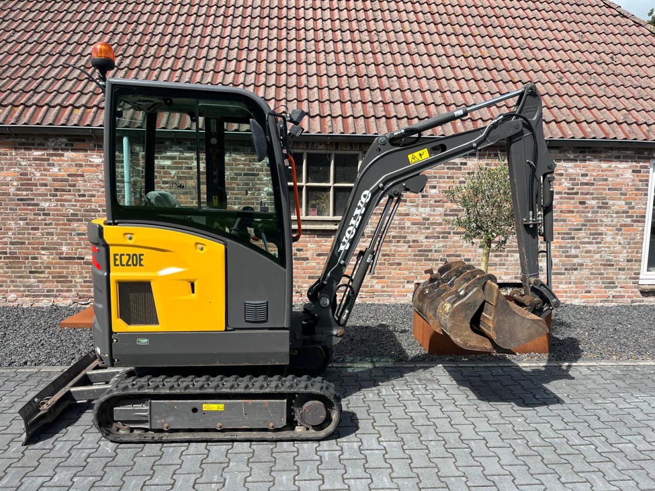 Volvo EC20E