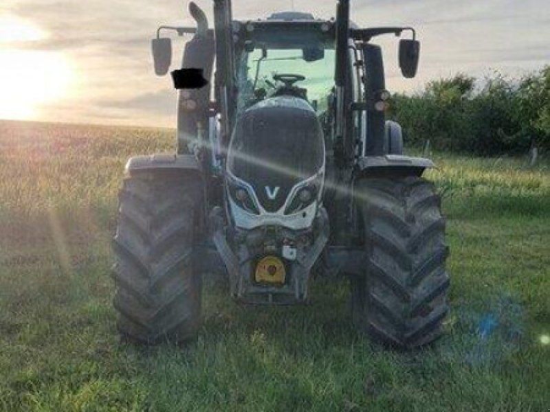 Valtra T234D
