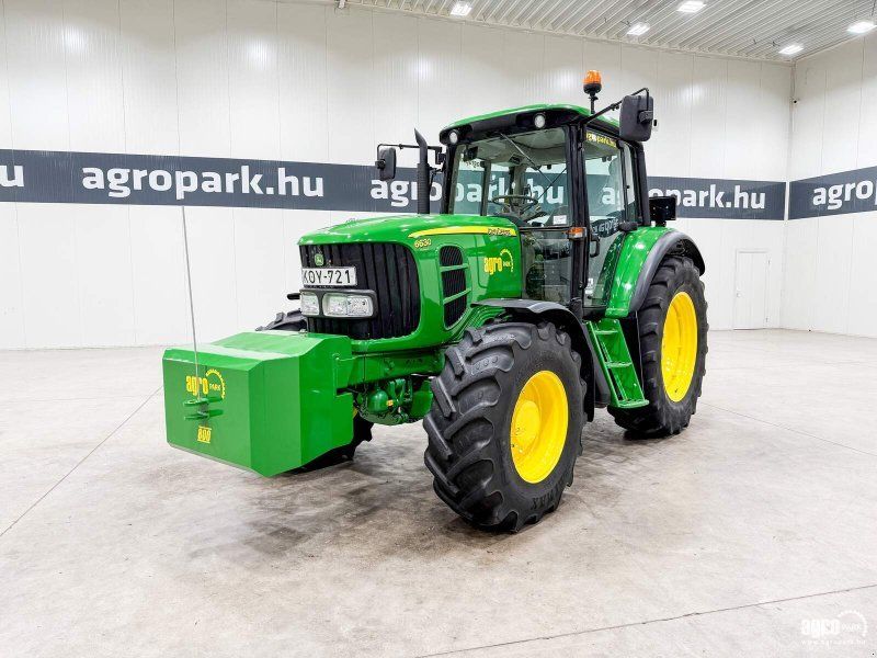 John Deere 6630