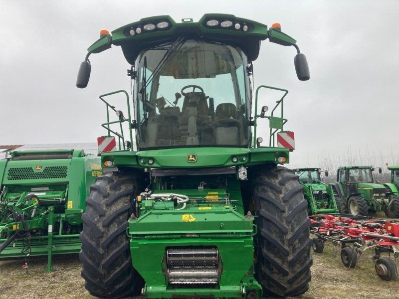John Deere 8300 MY18