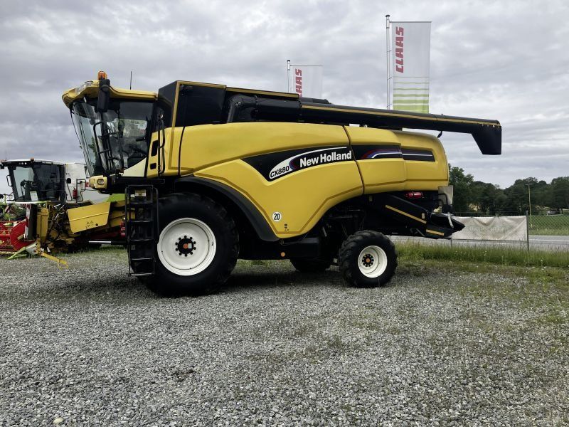 New Holland CX 880