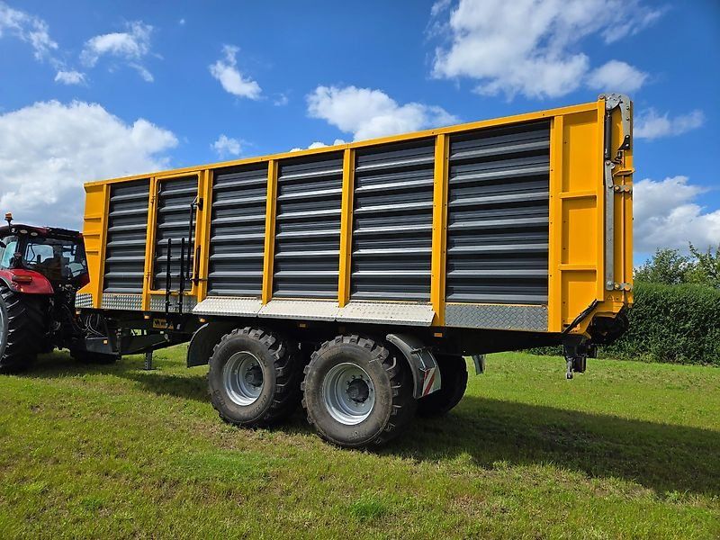 Wielton PRC 2-V 40 Häckselwagen 40 m/3