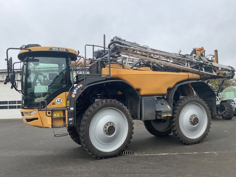 Challenger ROGATOR 635