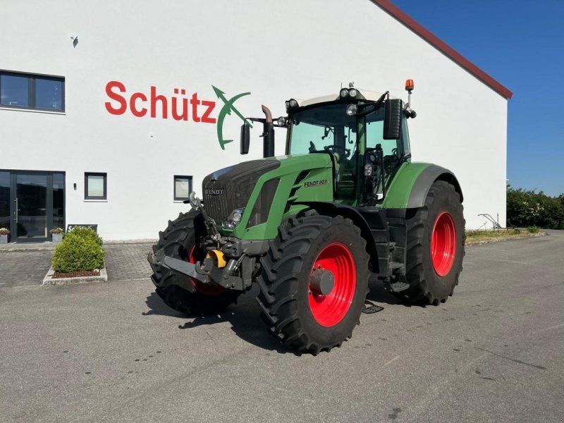 Fendt 828 Vario SCR Profi Plus und FZW
