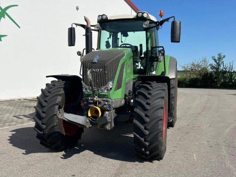 Fendt 828 Vario SCR Profi Plus und FZW