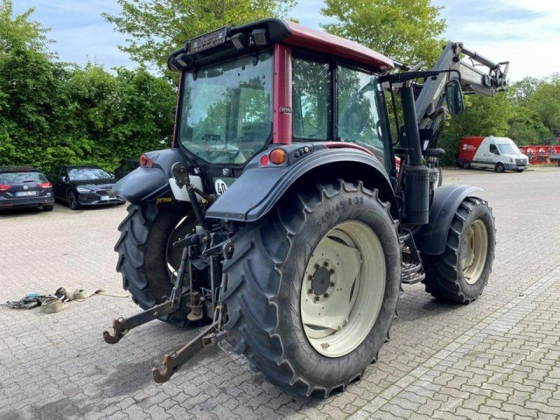 Valtra N 103 REPARATURBEDÜRFTIG