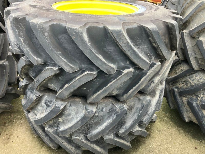 Brigdestone 600/70R30 VF