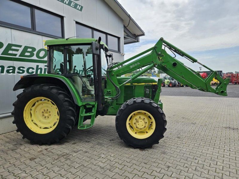 John Deere 6210