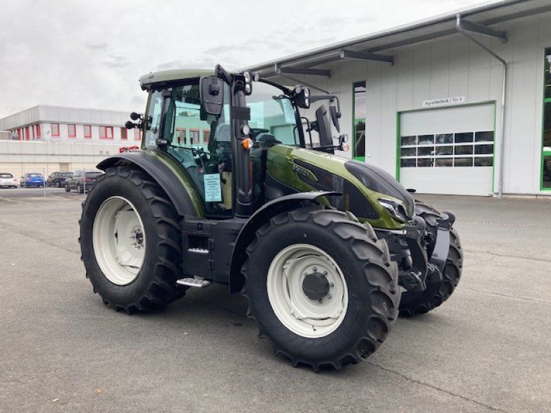 Valtra G135 A