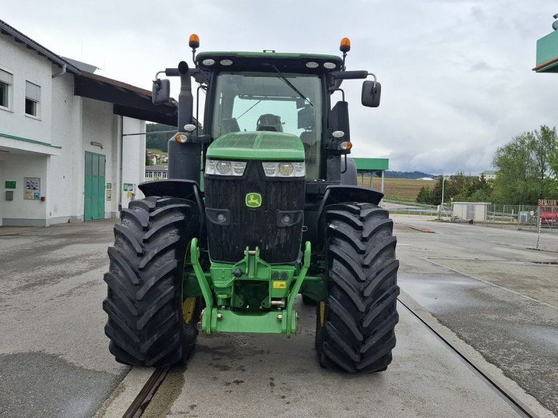 John Deere 7310R