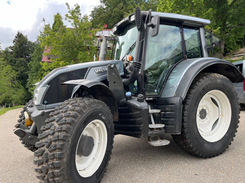 Valtra N163 D