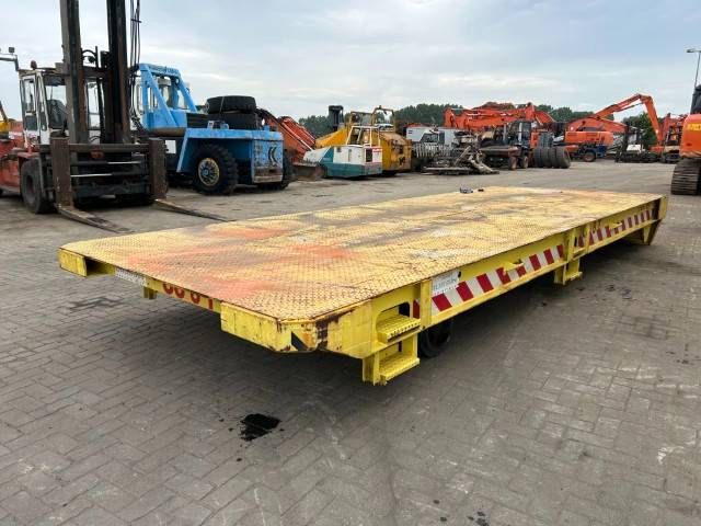 Gaussin Cargo trailer