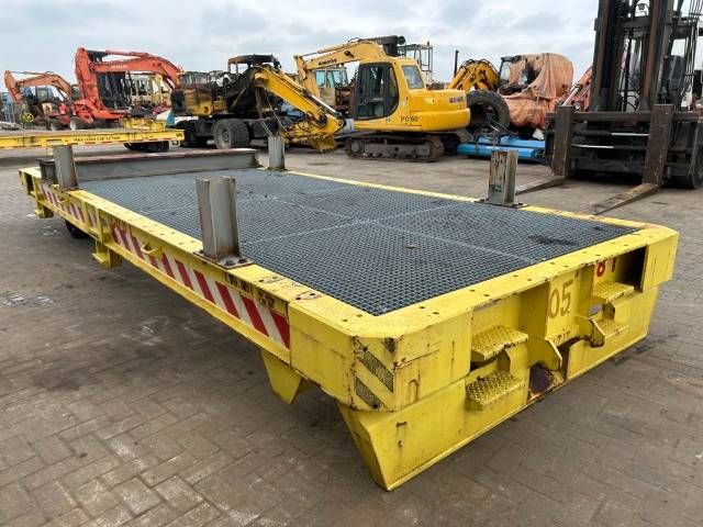 Gaussin Cargo Trailer