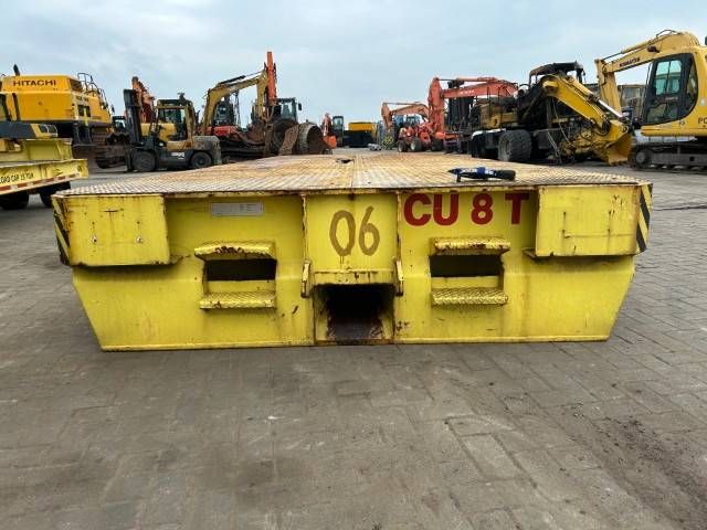 Gaussin Cargo trailer