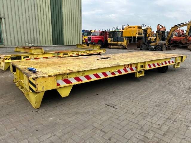 Gaussin Cargo trailer