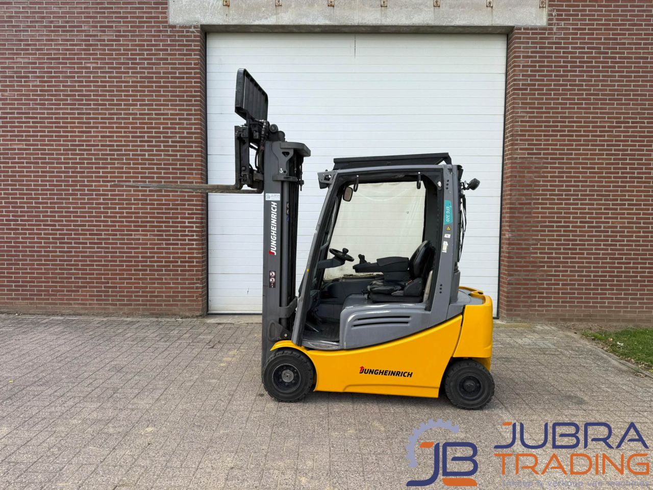 Jungheinrich EFG320 Elektro-Gabelstapler | 2019 | 6440 Std. | 2T