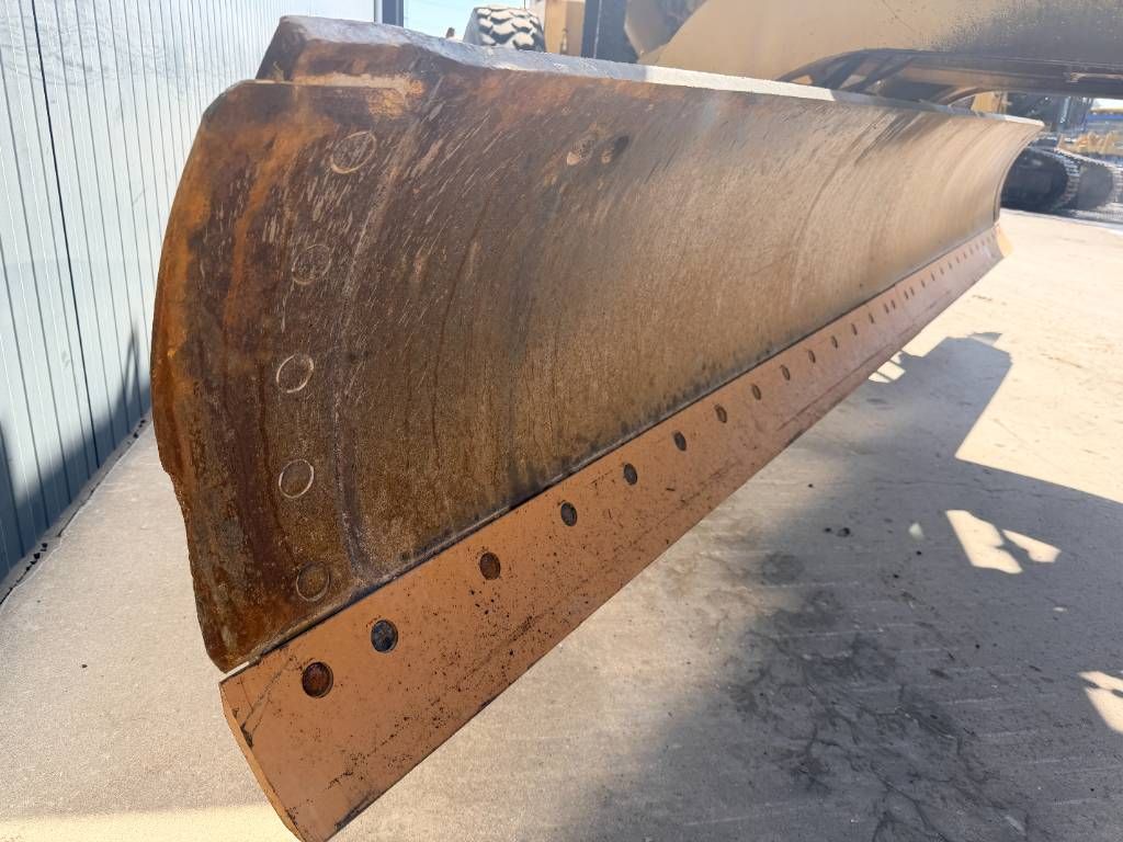 CAT 140H