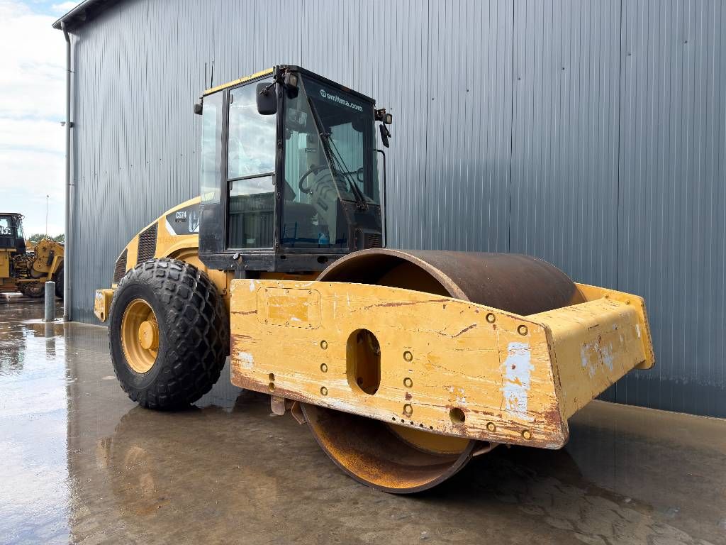 CAT CS74