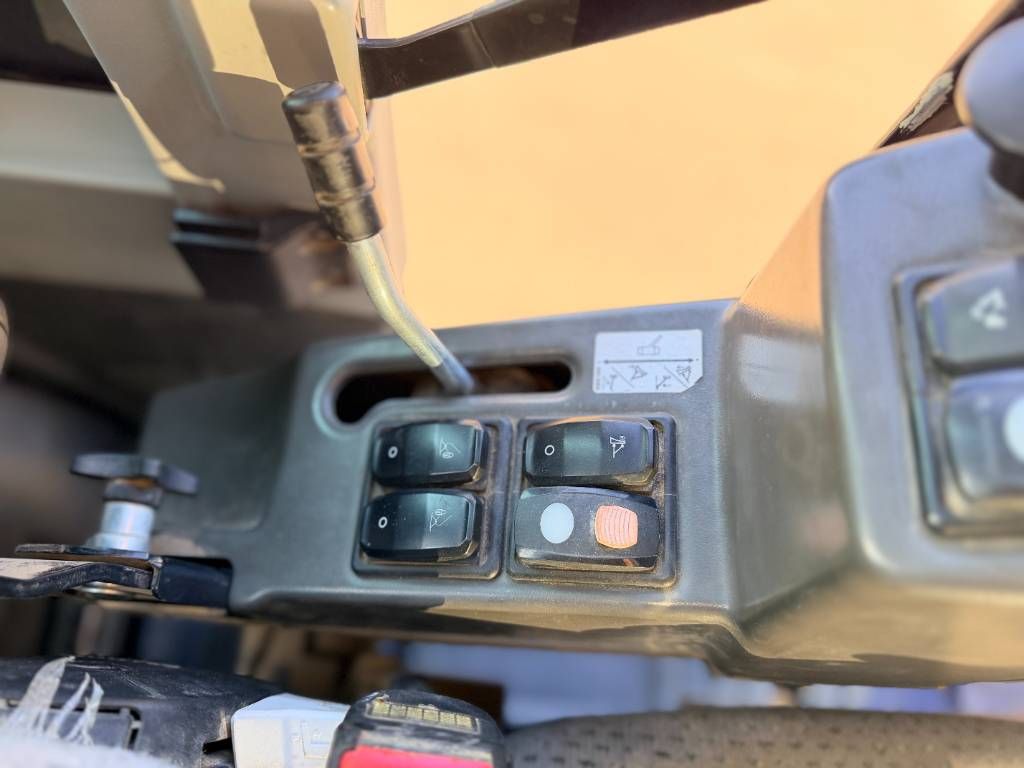 CAT M315F