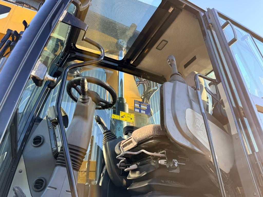 CAT M315F