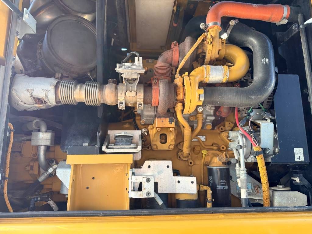 CAT M315F