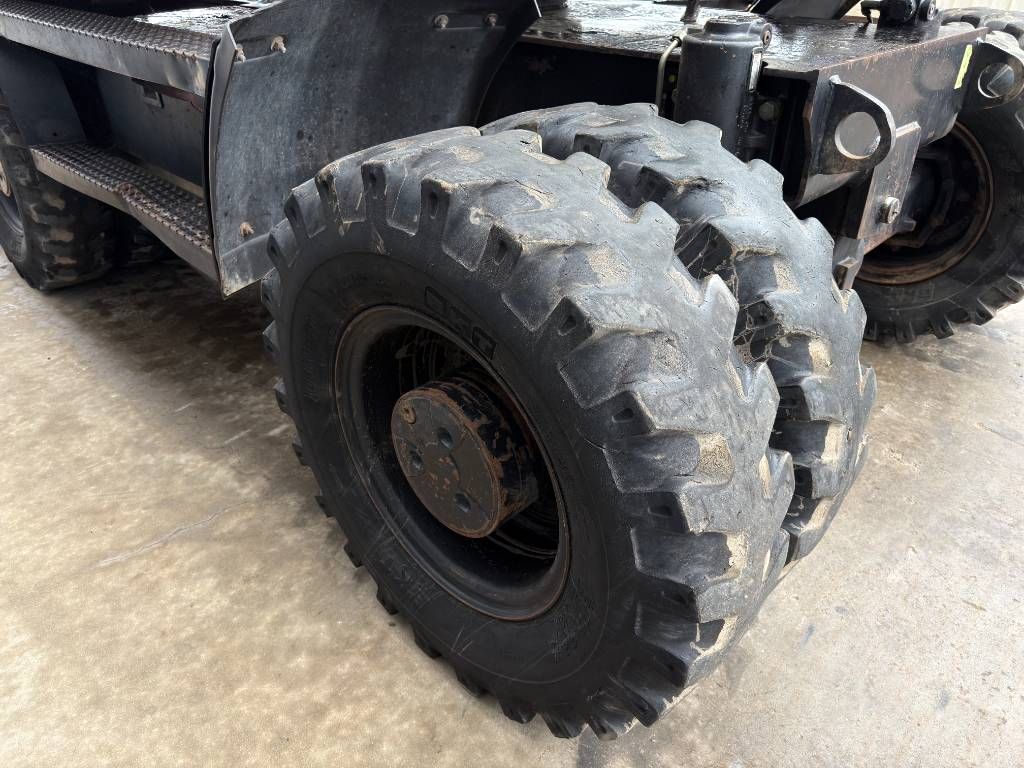 CAT M316D
