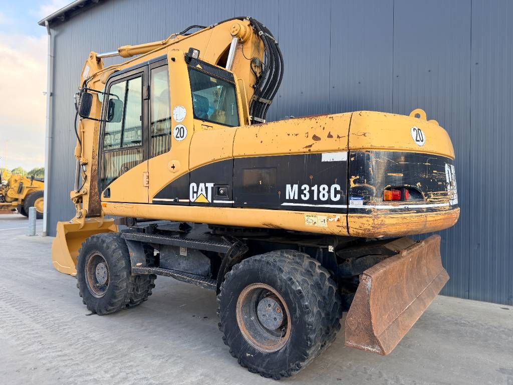 CAT M318C