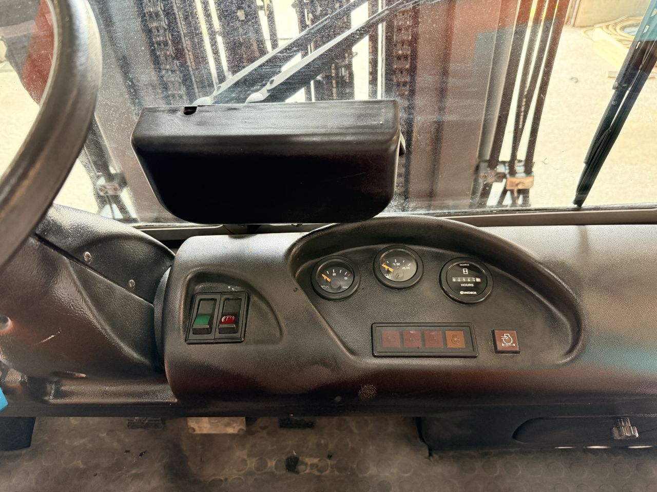 Nuova DETAS Sherpa 4,5ton/ 5.200mm TRIPLEX BJ2005 4367uur