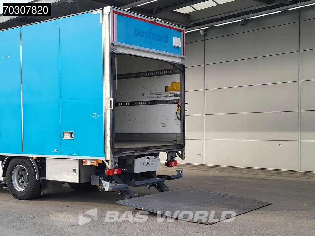 Mercedes Actros Actros 1833 4X2 18tonner Air suspension 2000kg Ladebordwand Automatic Euro 6