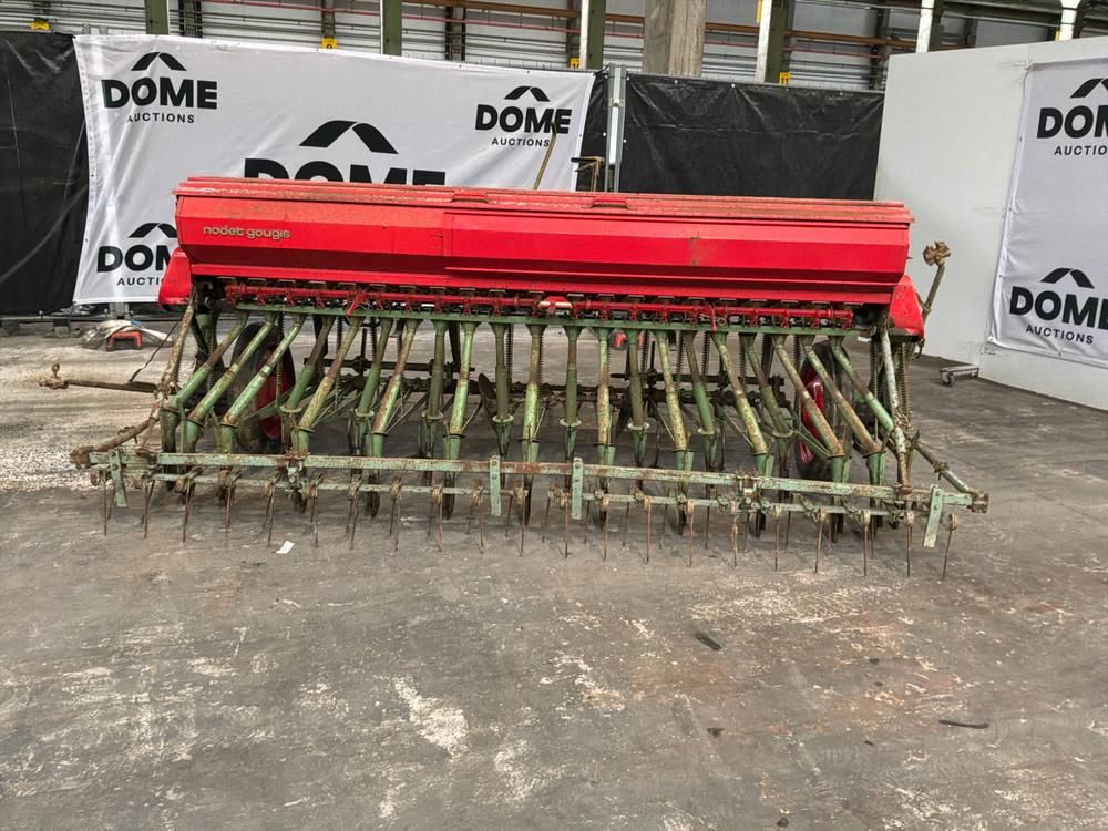 Nodet Gougis Dragged Seeder