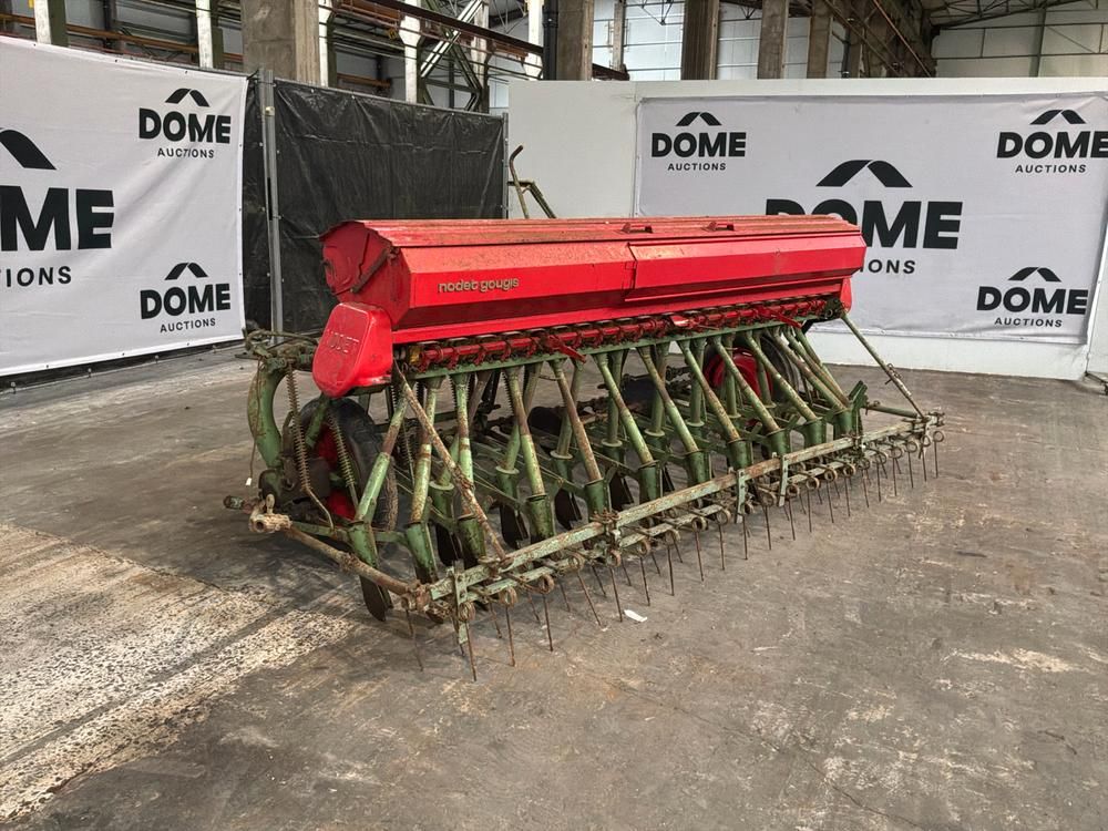 Nodet Gougis Dragged Seeder